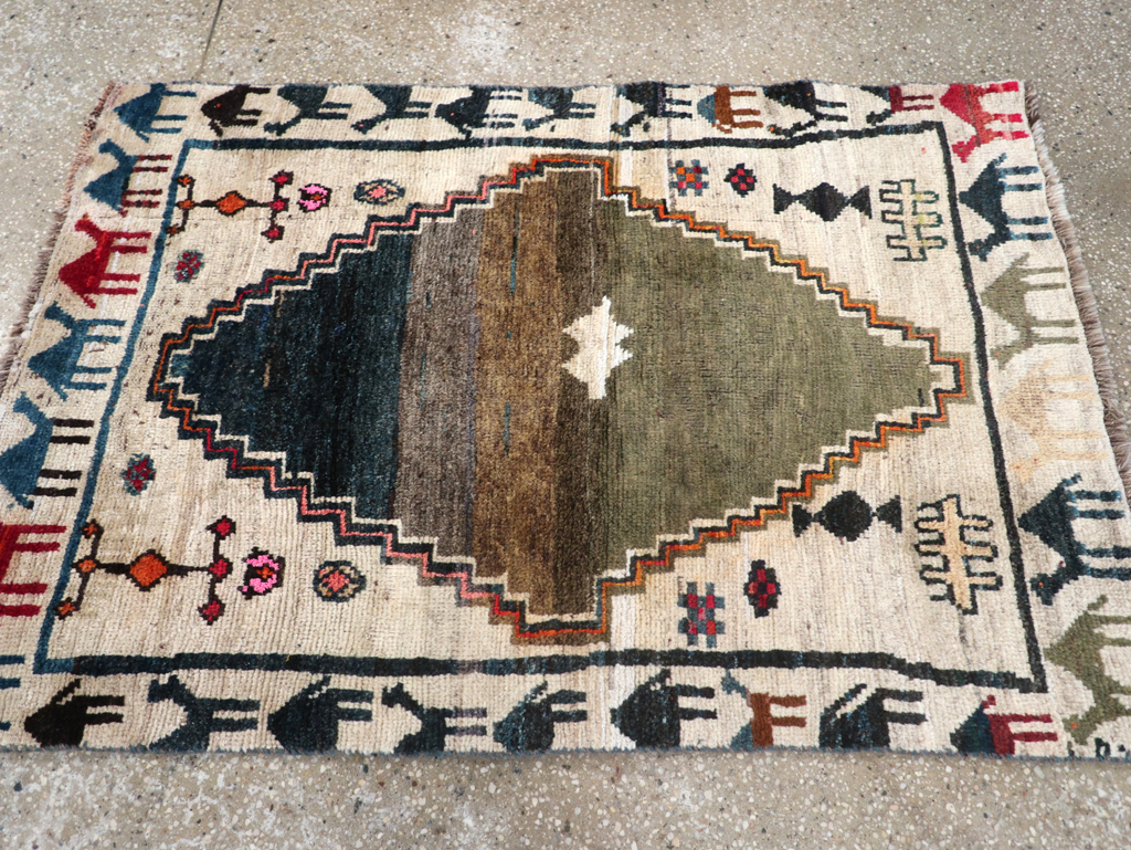 Vintage Persian Gabbeh Throw Rug, No.32540 - Gsblank