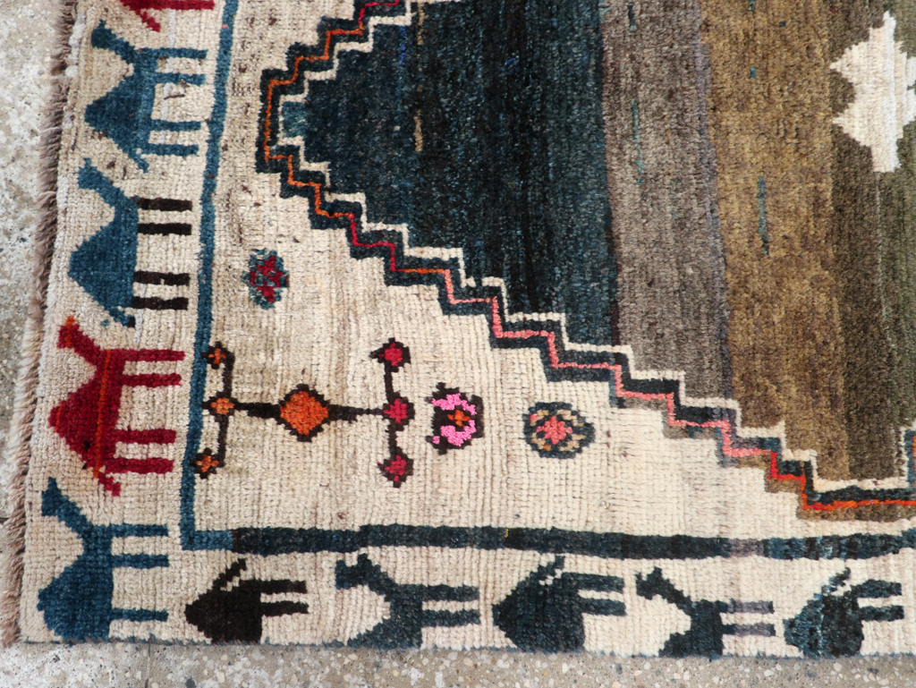 Vintage Persian Gabbeh Throw Rug, No.32540 - Gsblank