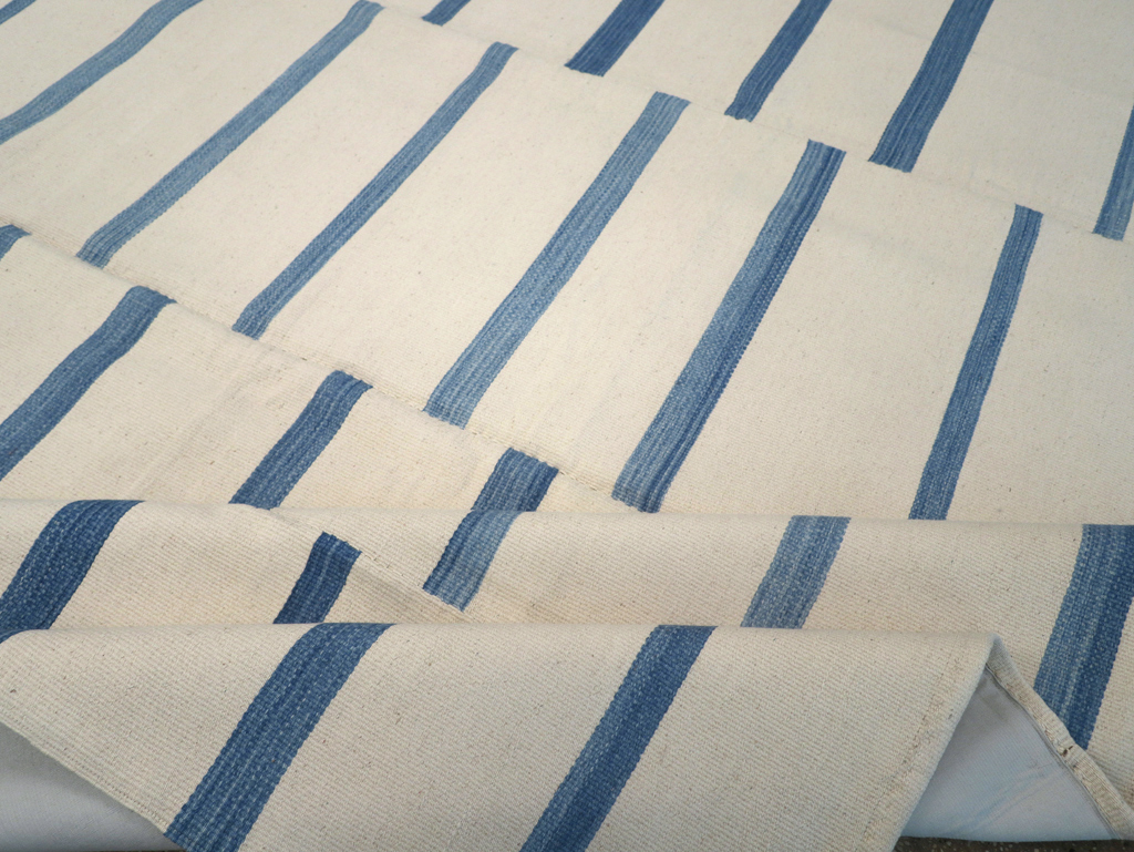 Modern Turkish Flatweave Kilim Room Size Carpet, No.32543 - Gsblank