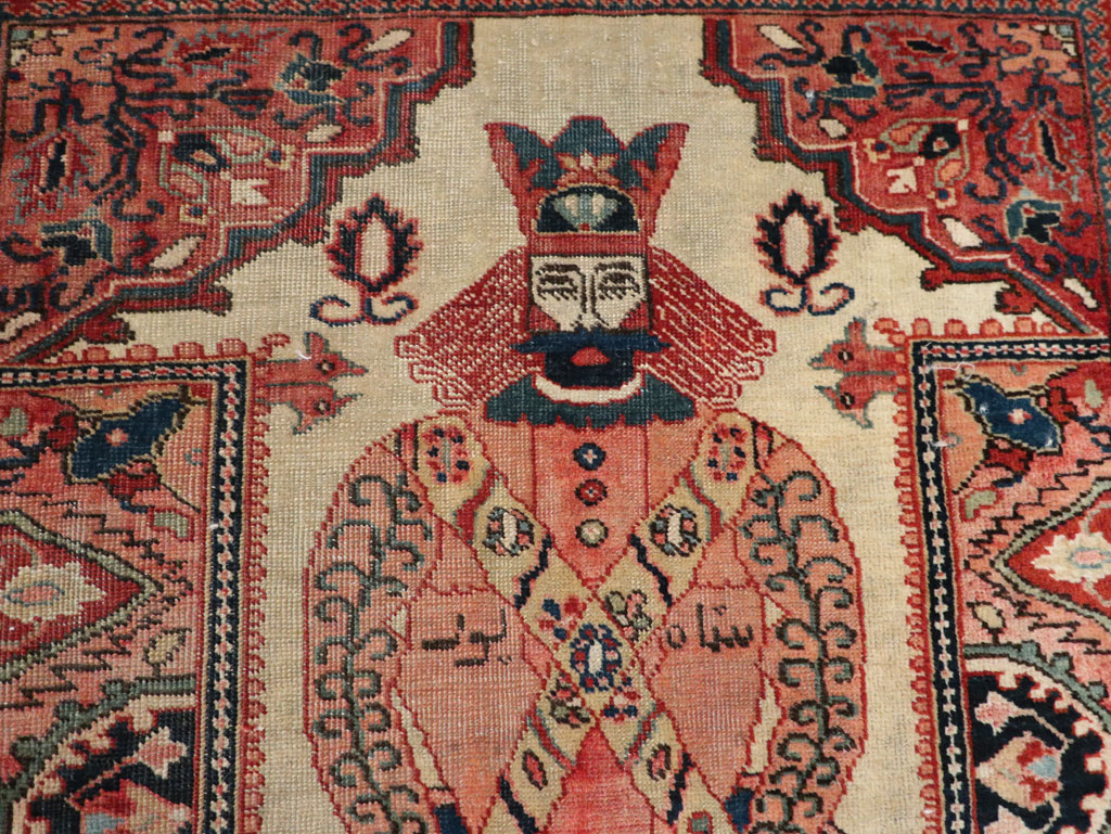 Antique Persian Sarouk Fereghan Pictorial Rug, No.32547 - Gsblank