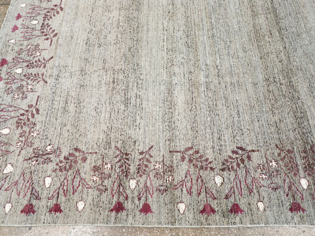 Modern East Turkestan Khotan Room Size Carpet, No.32551 - Gsblank