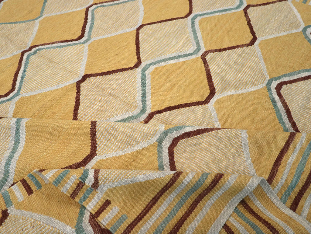 Contemporary Turkish Flatweave Kilim Room Size Carpet, No.32576 - Gsblank