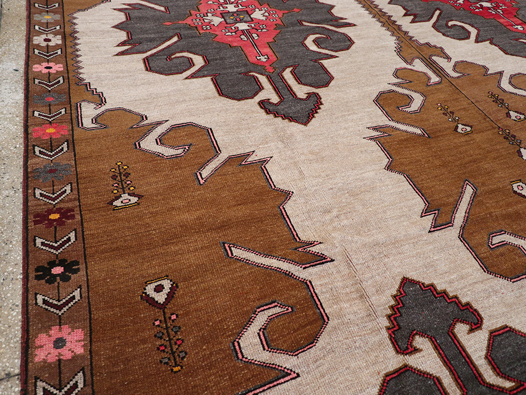 Vintage Turkish Anatolian Room Size Carpet, No.32587 - Gsblank