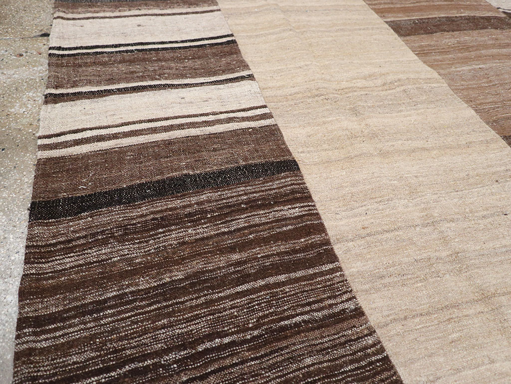 Vintage Persian Flatweave Kilim Room Size Carpet, No.32591 - Gsblank