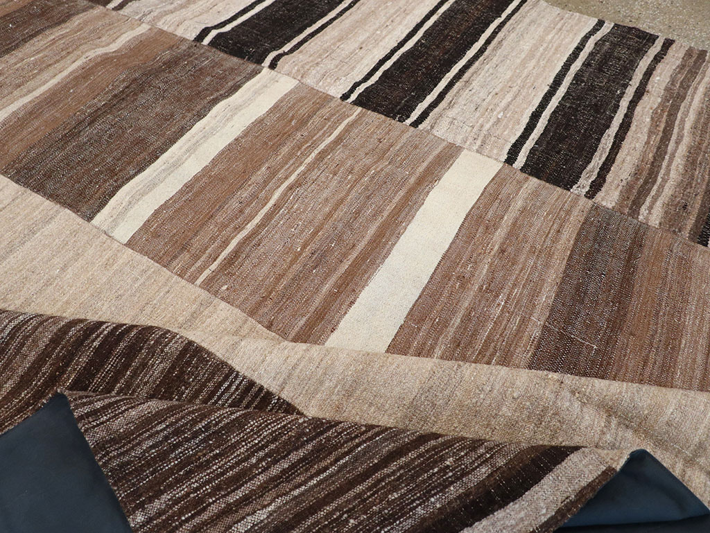 Vintage Persian Flatweave Kilim Room Size Carpet, No.32591 - Gsblank