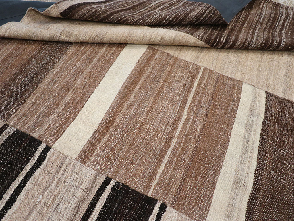 Vintage Persian Flatweave Kilim Room Size Carpet, No.32591 - Gsblank