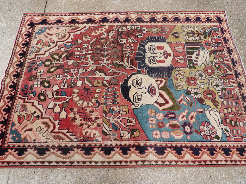 Vintage Persian Mahal Pictorial Throw Rug, No.32595 - Gsblank