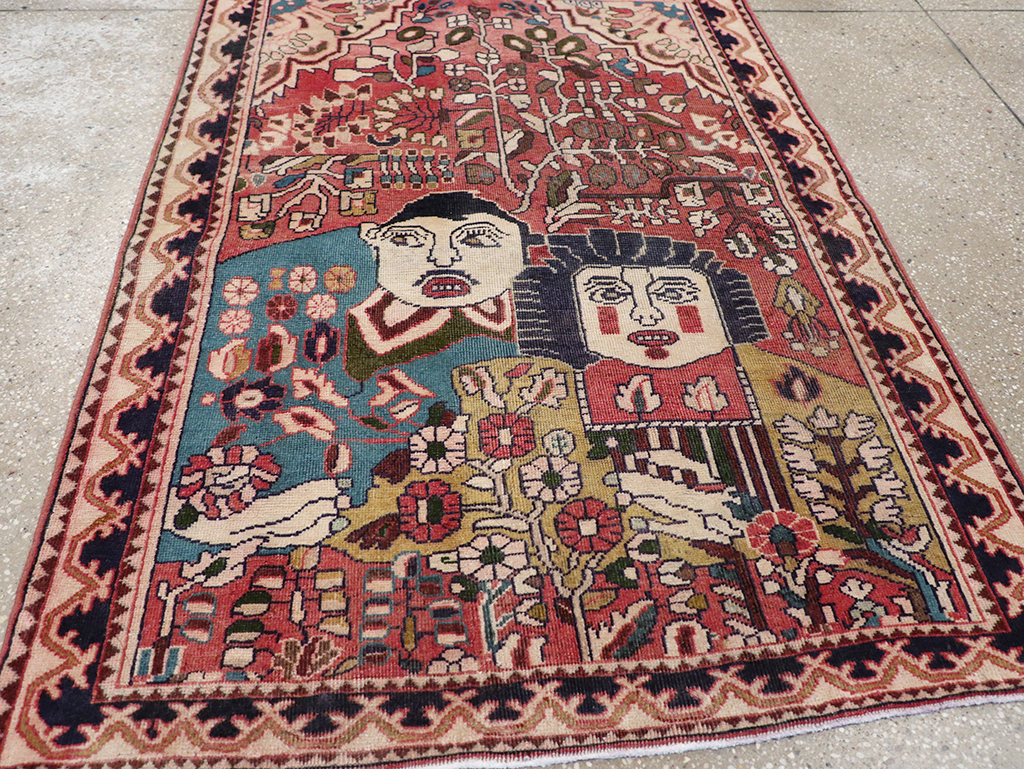 Vintage Persian Mahal Pictorial Throw Rug, No.32595 - Gsblank