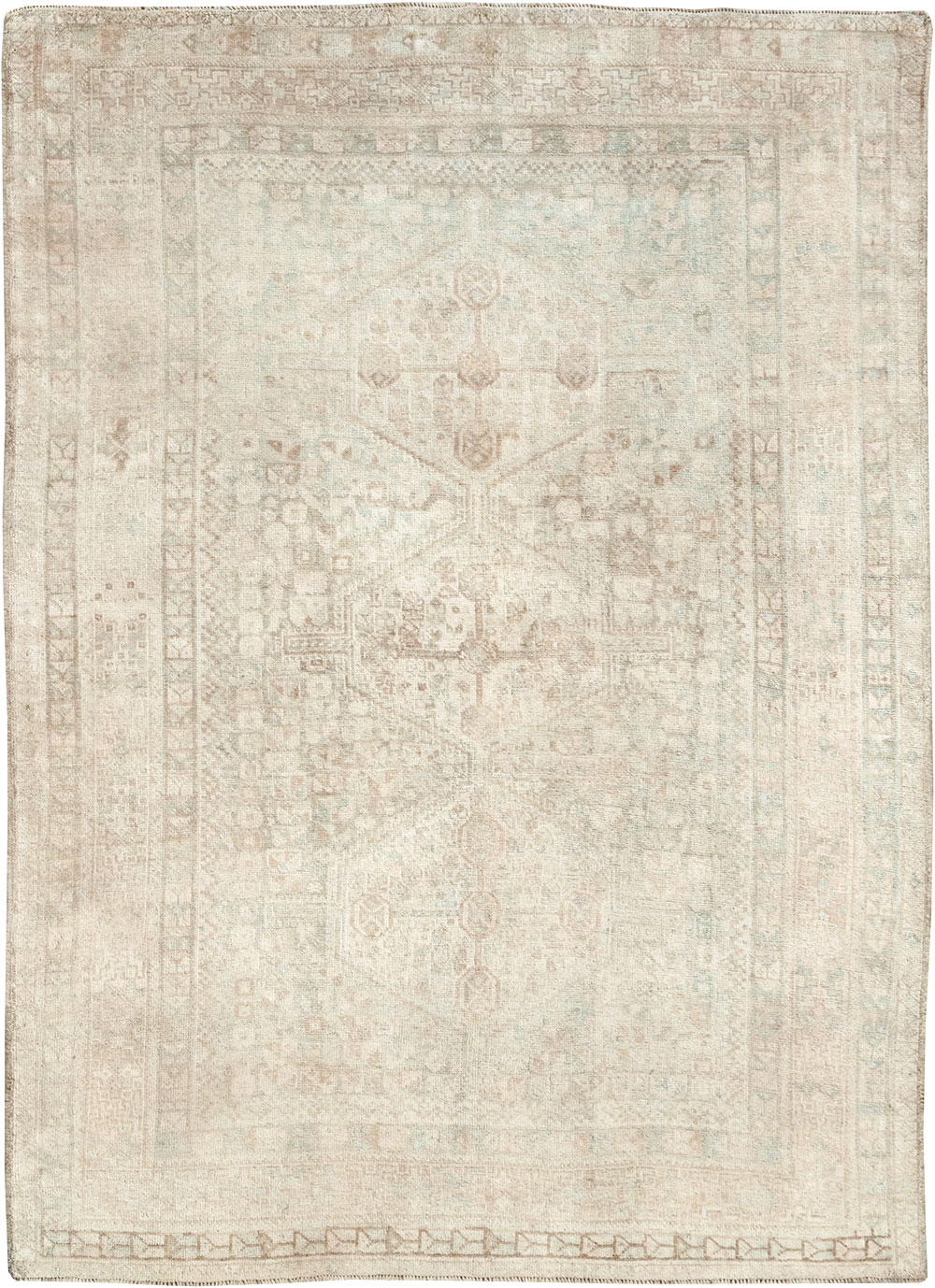 Vintage Persian Shiraz Accent Rug, No.32598 - Gsblank