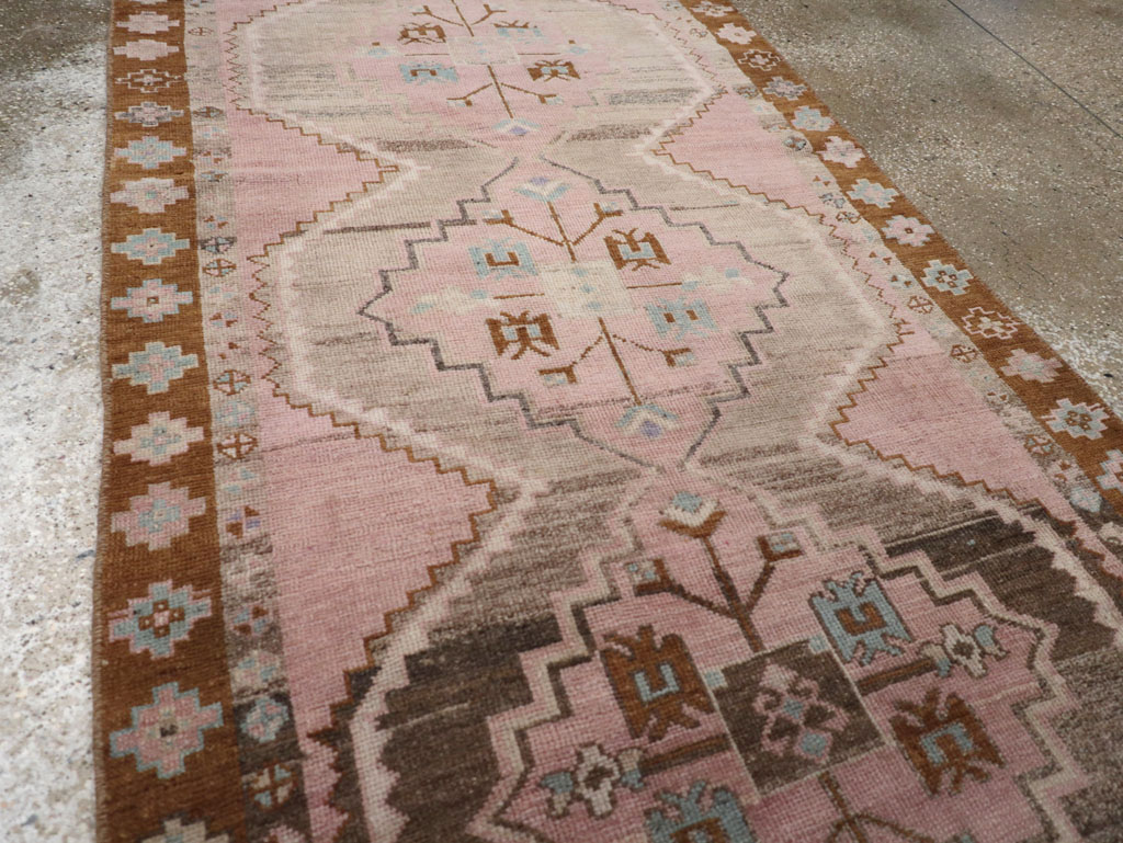 Vintage Turkish Anatolian Runner, No.32601 - Gsblank