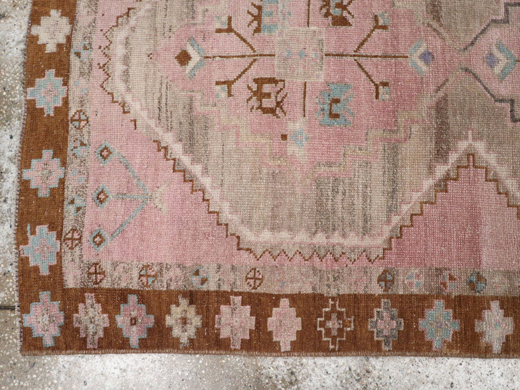 Vintage Turkish Anatolian Runner, No.32601 - Gsblank