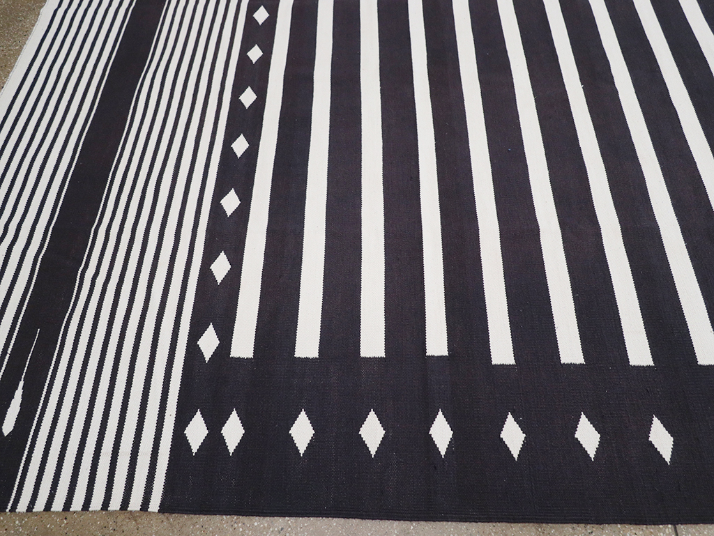 Modern Indian Flatweave Dhurrie Large Carpet, No.32612 - Gsblank