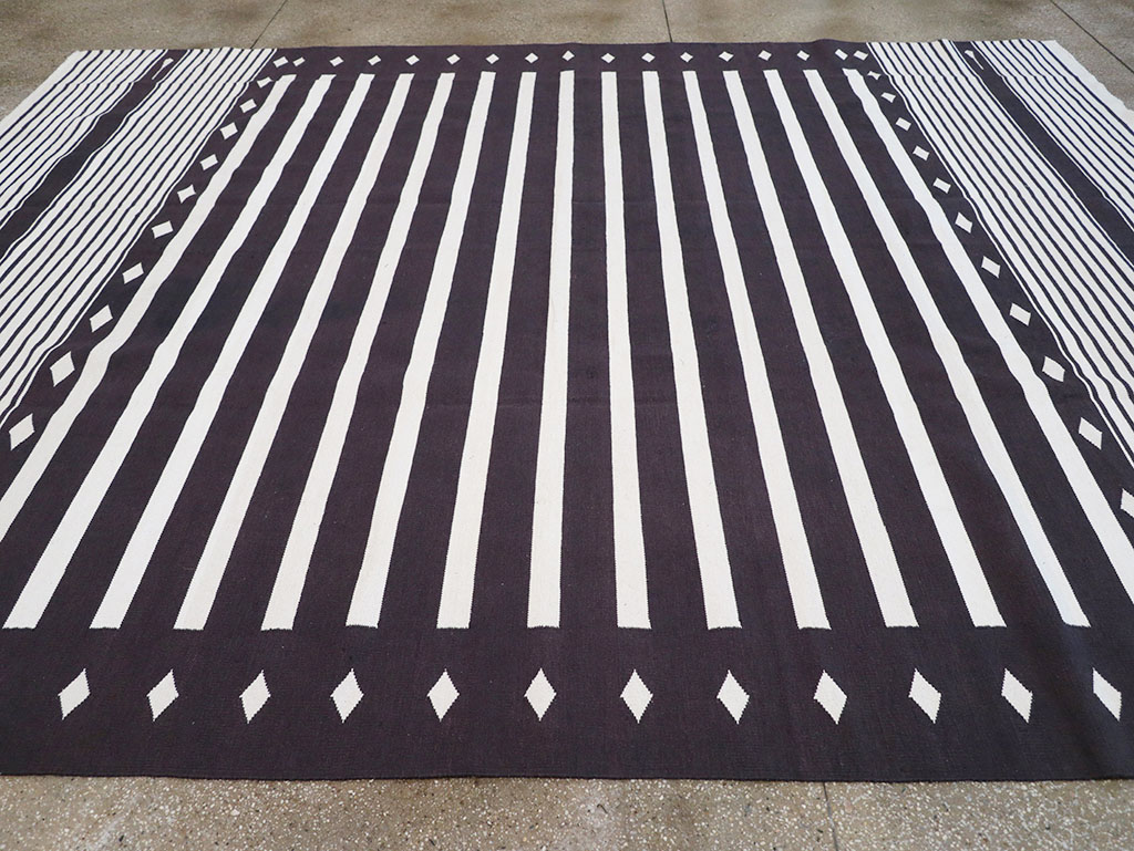 Modern Indian Flatweave Dhurrie Room Size Carpet, No.32616 - Gsblank