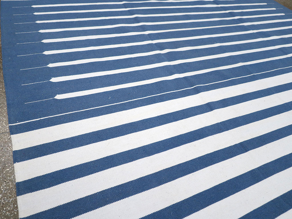 Modern Indian Flatweave Dhurrie Room Size Carpet, No.32618 - Gsblank