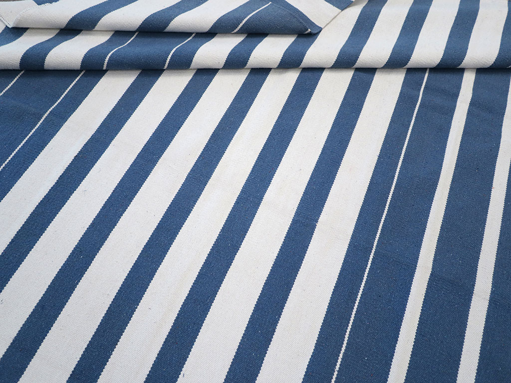 Modern Indian Flatweave Dhurrie Room Size Carpet, No.32618 - Gsblank