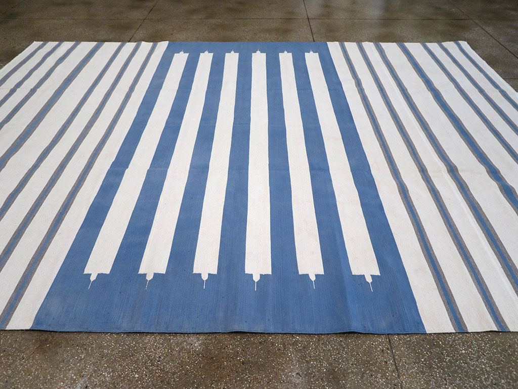 Modern Indian Flatweave Dhurrie Room Size Carpet, No.32622 - Gsblank