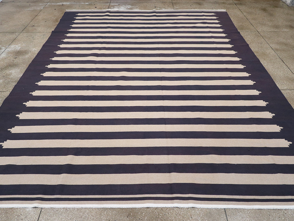 Modern Indian Flatweave Dhurrie Room Size Carpet, No.32624 - Gsblank