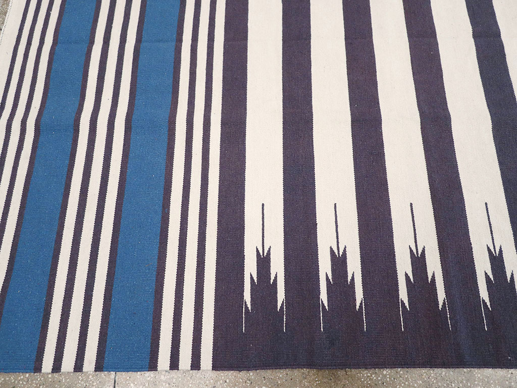 Modern Indian Flatweave Dhurrie Room Size Carpet, No.32629 - Gsblank