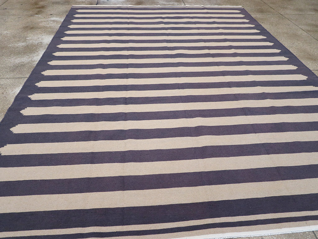 Modern Indian Flatweave Dhurrie Room Size Carpet, No.32630 - Gsblank