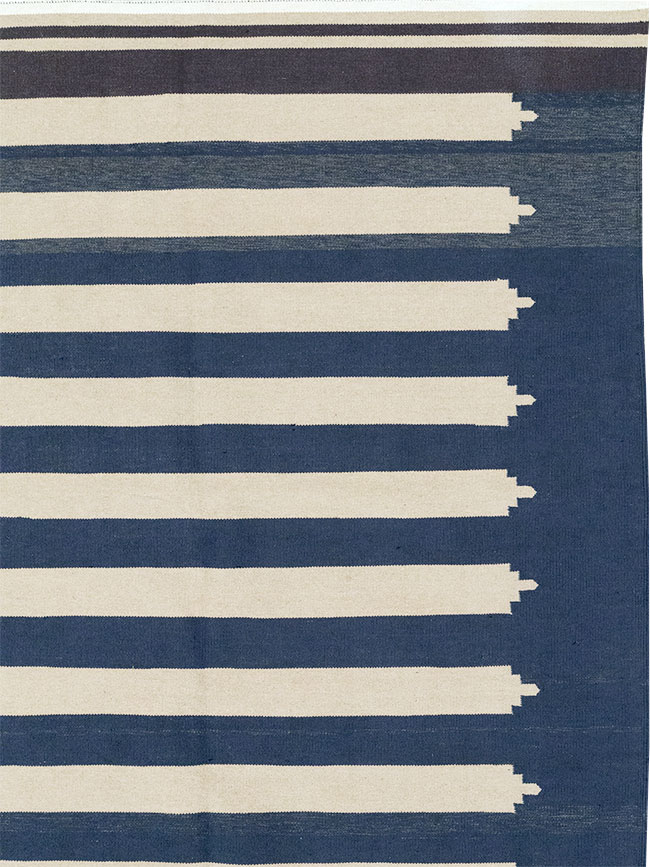 Modern Indian Cotton Dhurrie Room Size Carpet, No.32631 - Gsblank