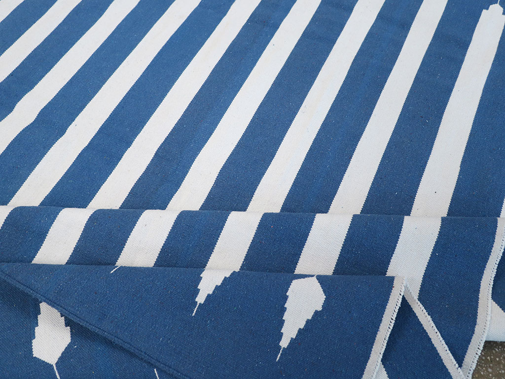 Modern Indian Flatweave Dhurrie Room Size Carpet, No.32632 - Gsblank