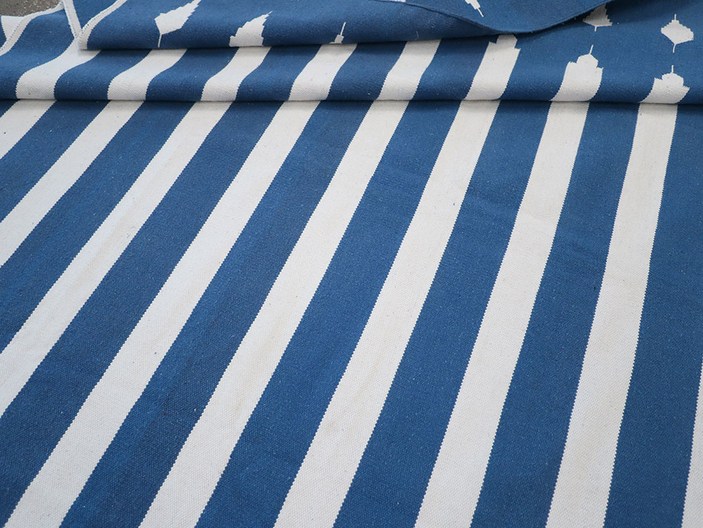 Modern Indian Flatweave Dhurrie Room Size Carpet, No.32632 - Gsblank