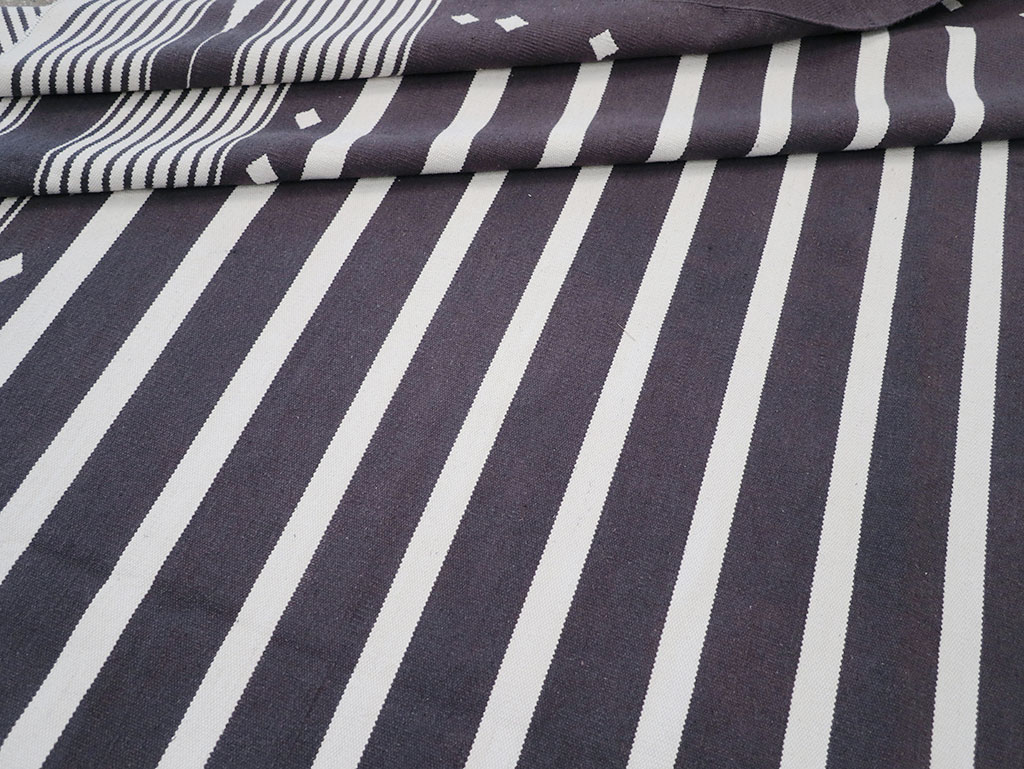 Modern Indian Flatweave Dhurrie Large Room Size Carpet, No.32634 - Gsblank