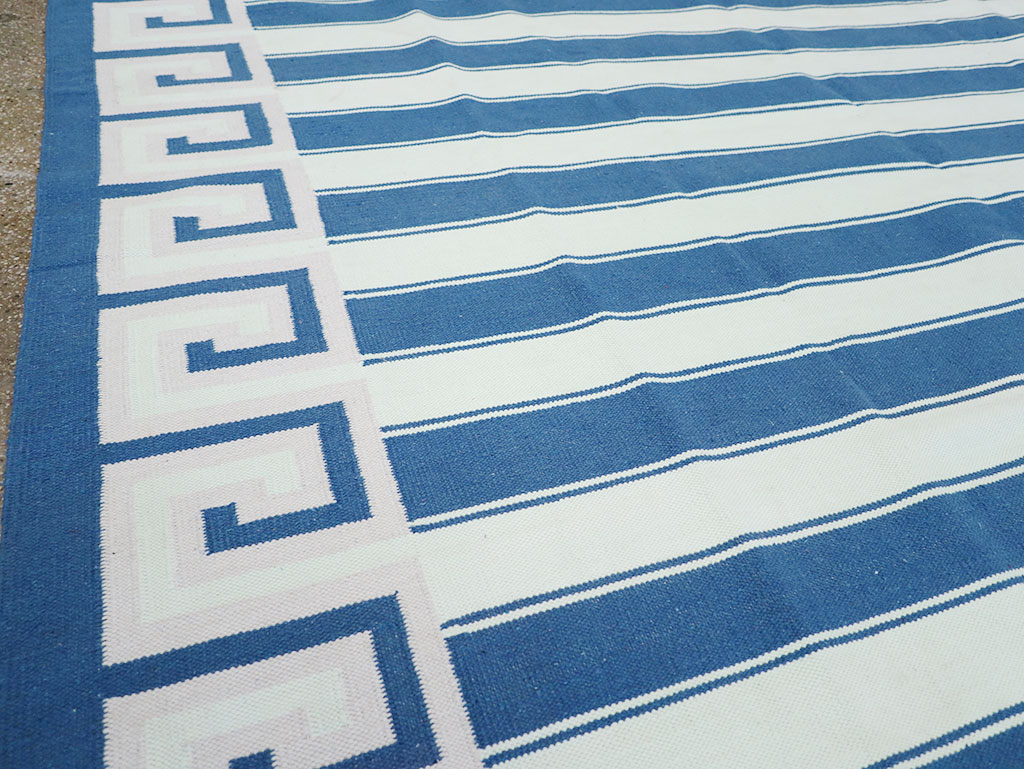 Modern Indian Flatweave Dhurrie Room Size Carpet, No.32635 - Gsblank