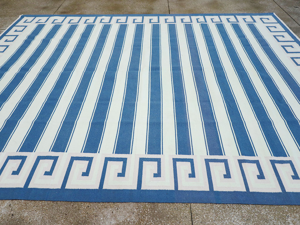 Modern Indian Flatweave Dhurrie Room Size Carpet, No.32635 - Gsblank