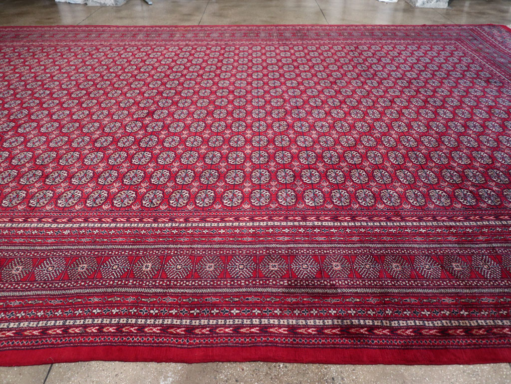 Vintage Central Asian Bokhara Oversize Carpet, No.32643 - Gsblank