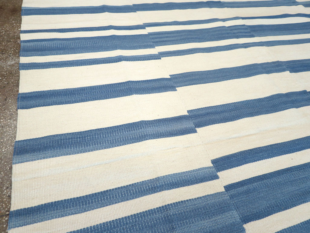 Modern Turkish Flatweave Room Size Carpet, No.32652 - Gsblank