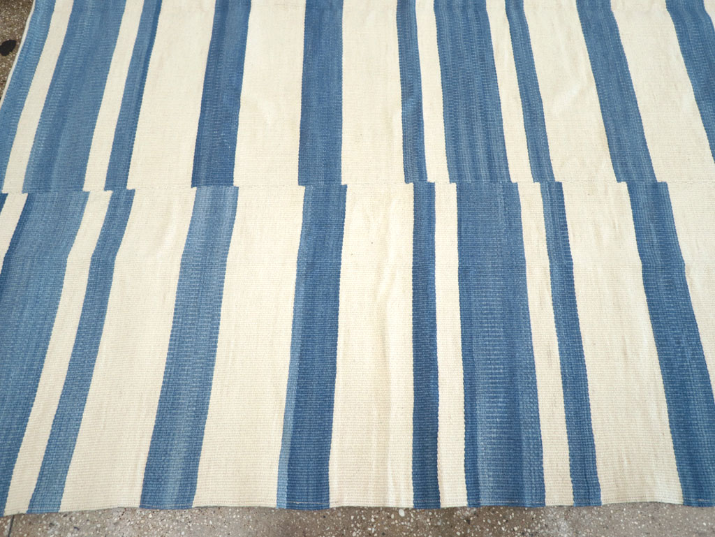 Modern Turkish Flatweave Room Size Carpet, No.32652 - Gsblank