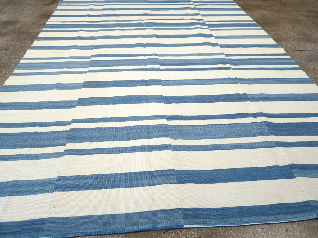 Modern Turkish Flatweave Room Size Carpet, No.32652 - Gsblank