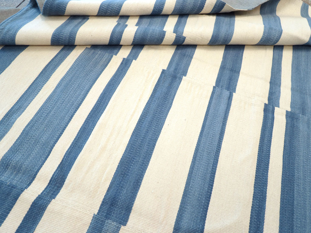 Modern Turkish Flatweave Room Size Carpet, No.32652 - Gsblank