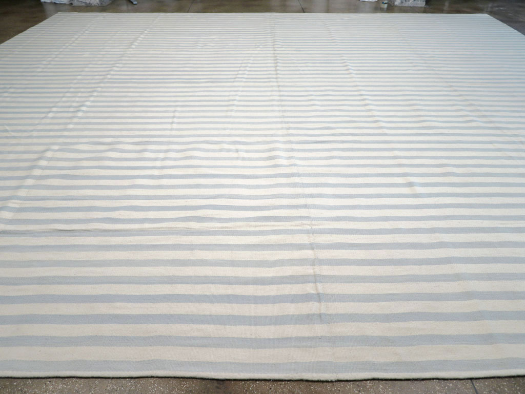 Modern Turkish Flatweave Oversized Square Carpet, No.32653 - Gsblank