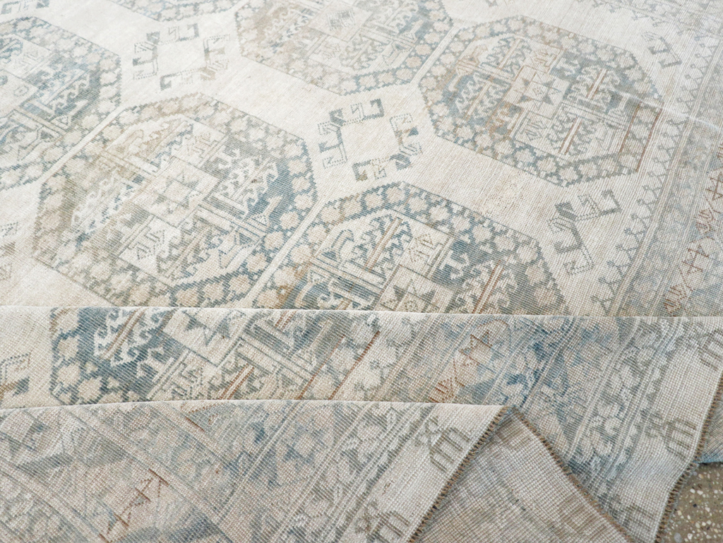 Vintage Central Asian Turkoman Room Size Carpet, No.32661 - Gsblank