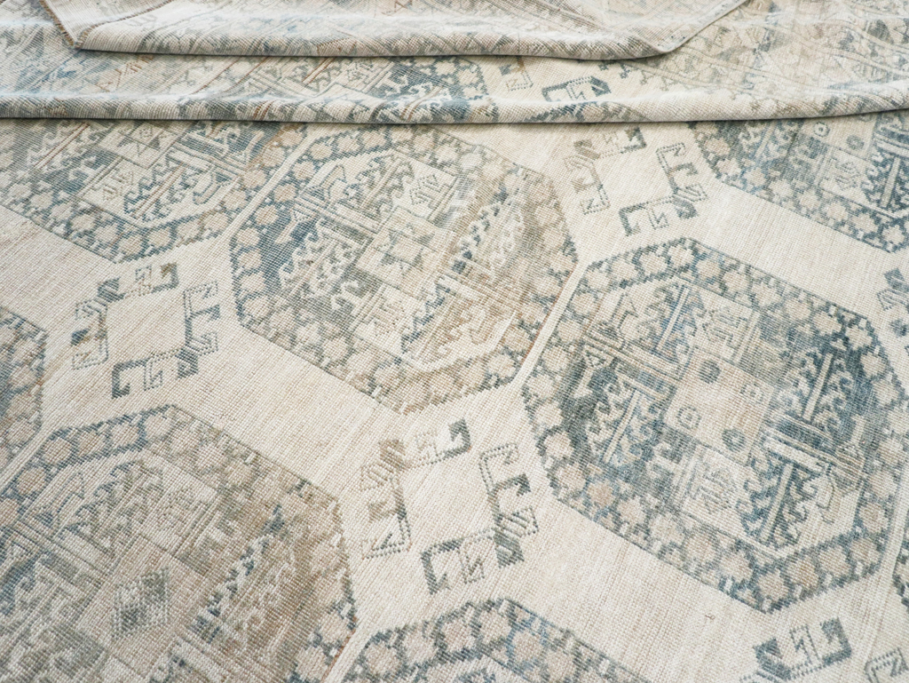 Vintage Central Asian Turkoman Room Size Carpet, No.32661 - Gsblank