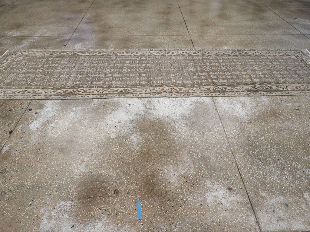 Vintage Persian Malayer Runner (Pair: 1 of 2), No.32672 - Gsblank