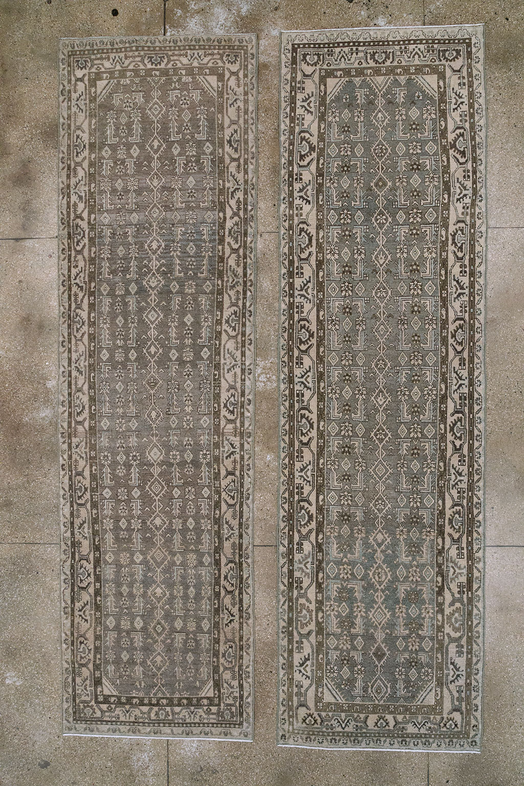 Vintage Persian Malayer Runner (Pair: 2 of 2), No.32677 - Gsblank