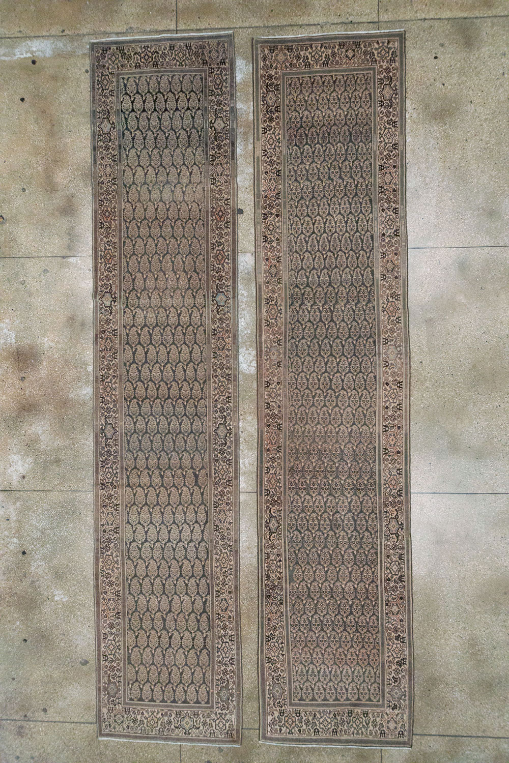 Antique Persian Malayer Long Runner, No.32682 - Gsblank