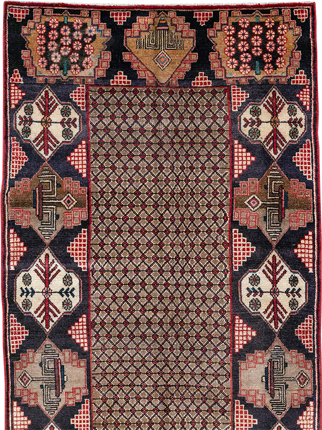 Vintage Persian Serab Gallery Rug, No.32738 - Gsblank