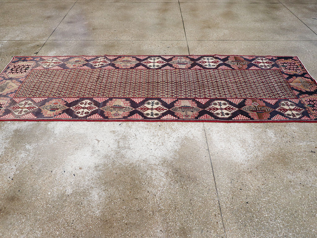 Vintage Persian Serab Gallery Rug, No.32738 - Gsblank