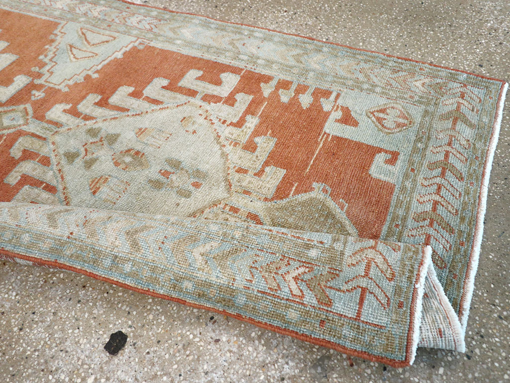 Vintage Persian Veece Accent Rug, No.32744 - Gsblank
