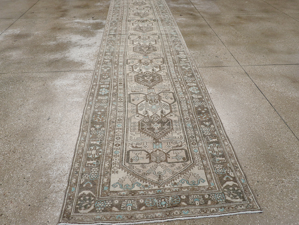 Vintage Persian Malayer Long Runner, No.32776 - Gsblank