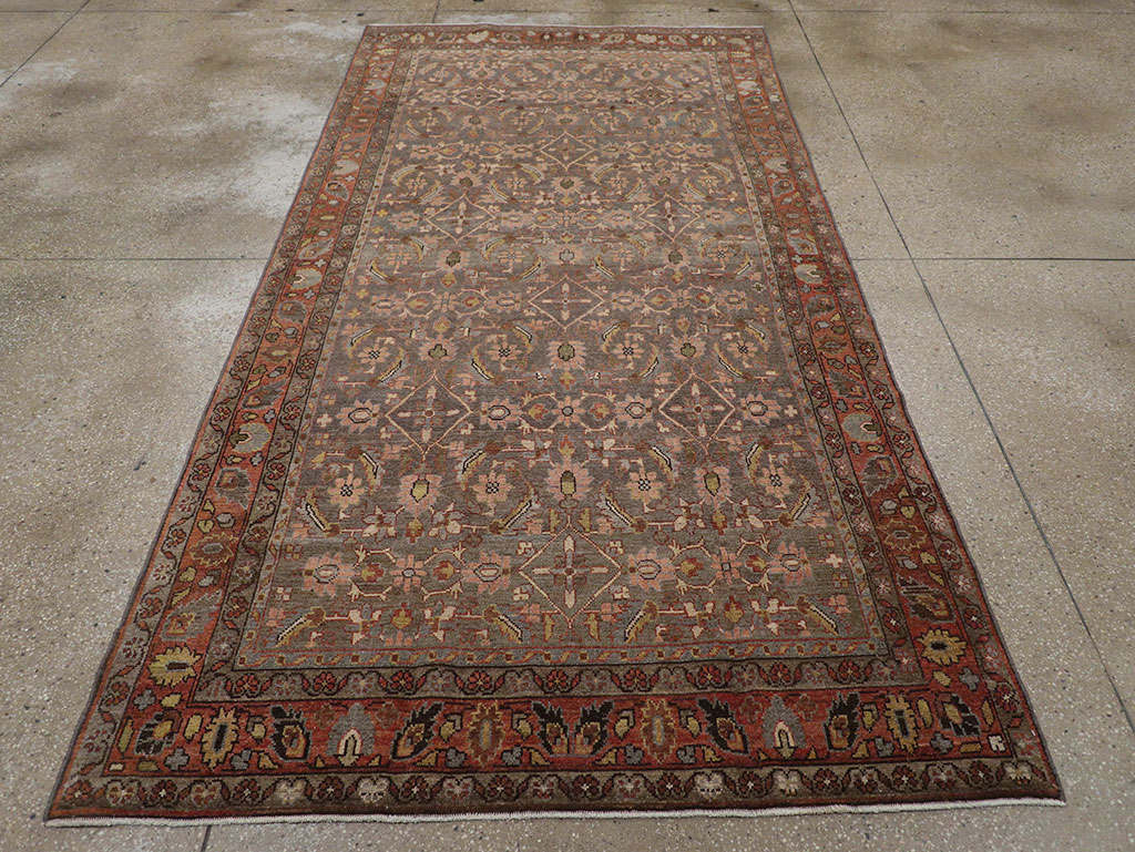 Antique Persian Bakhtiari Gallery Rug, No.32778 - Gsblank
