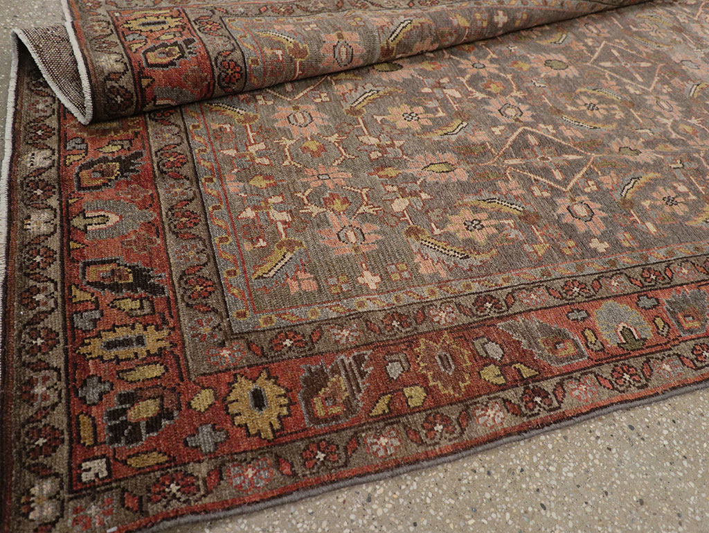 Antique Persian Bakhtiari Gallery Rug, No.32778 - Gsblank