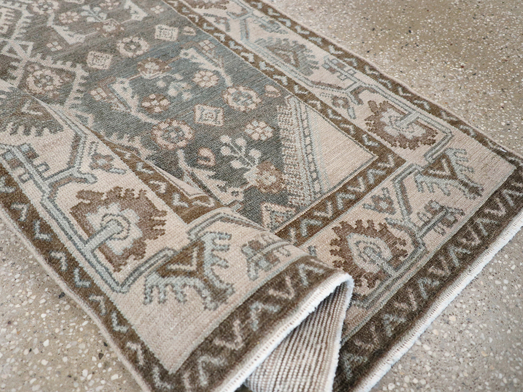 Vintage Persian Malayer Throw Rug, No.32812 - Gsblank