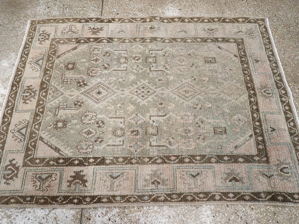 Vintage Persian Malayer Throw Rug, No.32820 - Gsblank