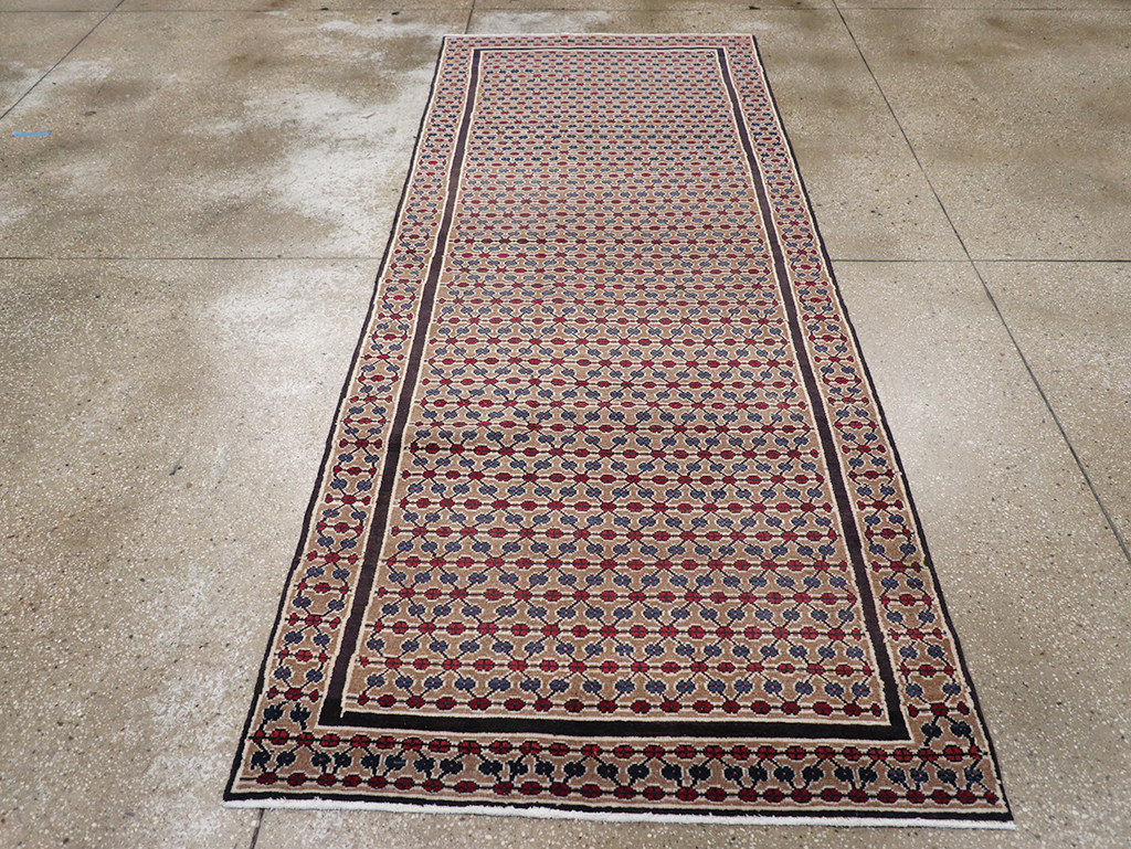 Vintage Persian Serab Runner, No.32860 - Gsblank