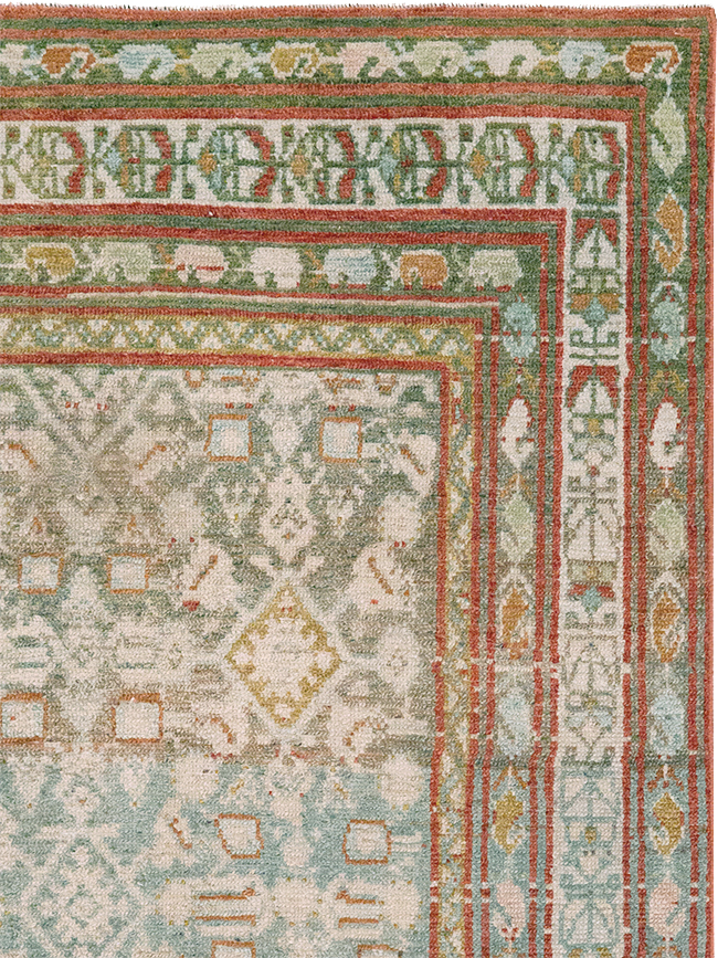 Antique Persian Malayer Accent Rug, No.32890 - Gsblank